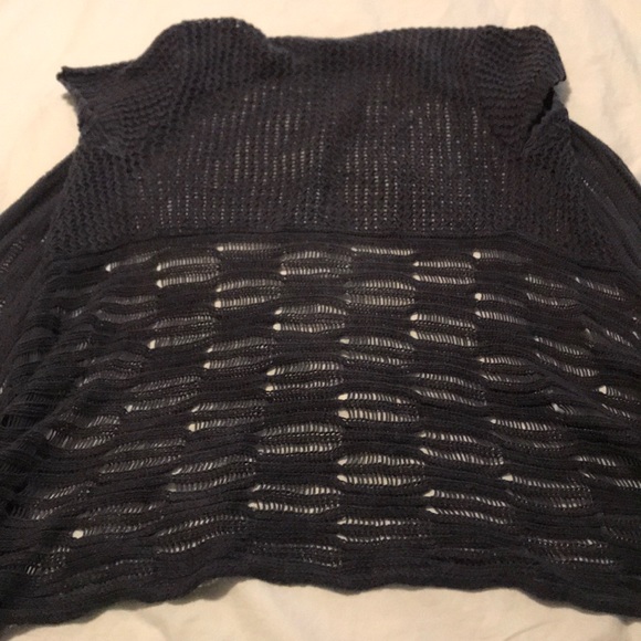 Cabi short sleeved sweater - Picture 3 of 4